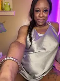 TikaMoon webcam model stream image