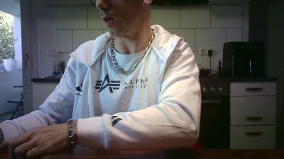 MrGeiZ2512 webcam model stream image