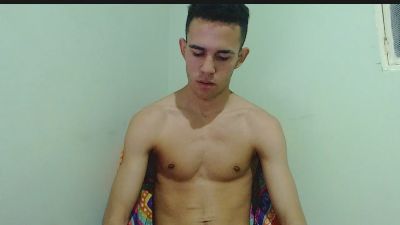 Isaaclatino webcam model stream image