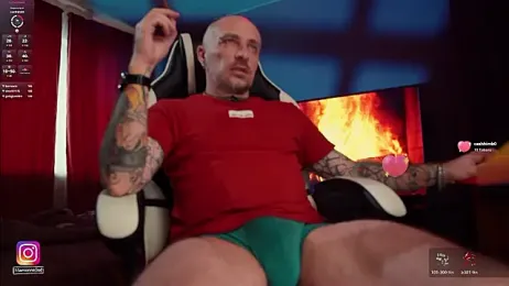 LuckyAlexx webcam stripchat model stream image