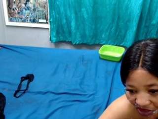 roxyluvxxx webcam model stream image