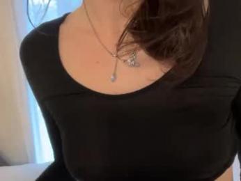 alyssapearls webcam model stream image