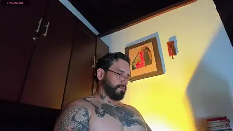 CamiloGray_ webcam model stream image