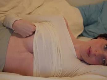 ellaa91 webcam model stream image