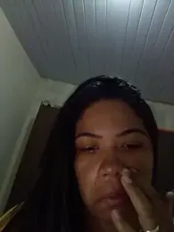 IndiaPozuda_ webcam model stream image