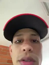 HarryGaze webcam stripchat model stream image