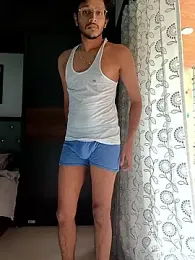 skinnyyyyyyyyy webcam model stream image