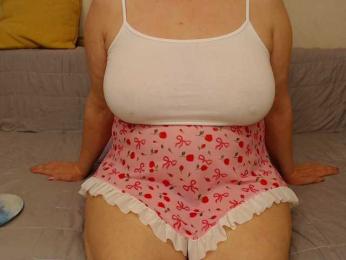 unshavenVi webcam bongacams model stream image