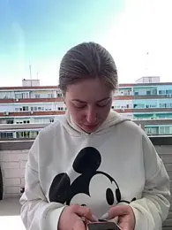 AlisaWhite webcam model stream image