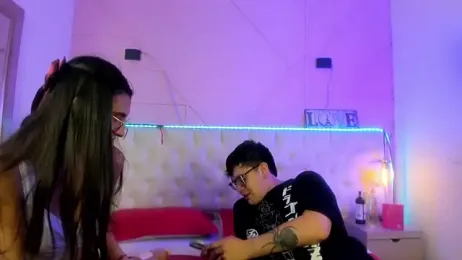 Ethan_N_Abby webcam model stream image