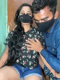 Suhani512 webcam model stream image