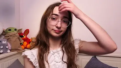 PollyBeev webcam model stream image