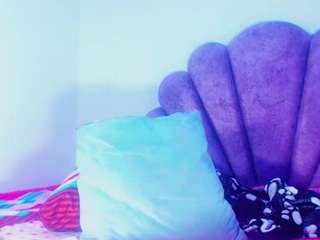 shantal-bigcock999 webcam model stream image