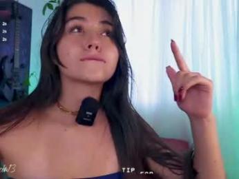 bellapazzia13 webcam chaturbate model stream image