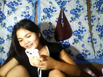 PinaySkinnyJust18 webcam model stream image
