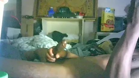 GUAPAN3S3_FIR3 webcam model stream image