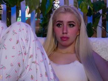 FlowwwerGirl webcam bongacams model stream image