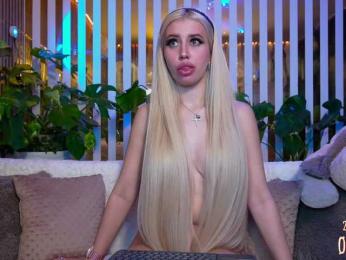 FlowwwerGirl webcam bongacams model stream image