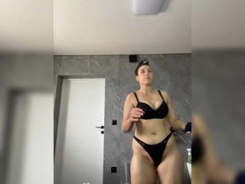 Potifays webcam bongacams model stream image