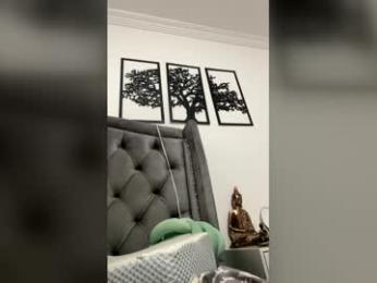 mariana_c webcam chaturbate model stream image