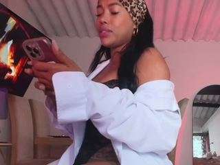 saamytits webcam camsoda model stream image