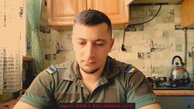 NiksLaRedhott webcam cam4 model stream image