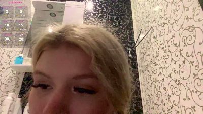 SharlaClemments webcam model stream image