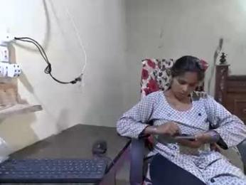 zoyakhan803 webcam chaturbate model stream image