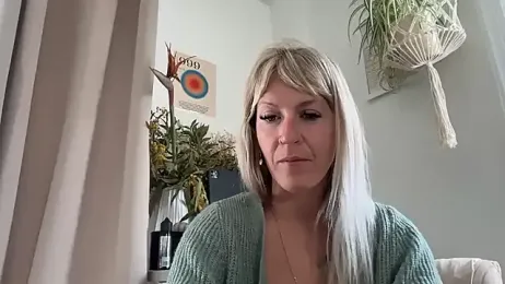 AtomBlondy webcam model stream image