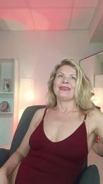 Julia__Giulia webcam model stream image