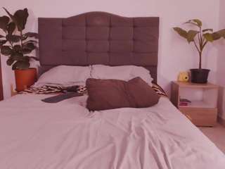 2gaays1stra8 webcam model stream image