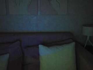 alicia-long webcam model stream image