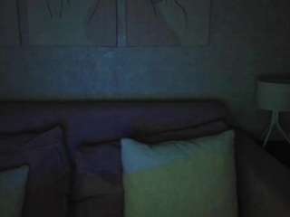 alicia-long webcam model stream image