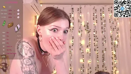 Nutsy_and_Stephanie webcam stripchat model stream image