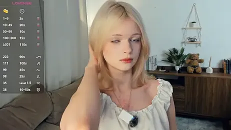 LaureMestler webcam stripchat model stream image