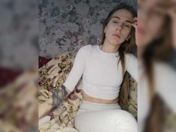 ---kisa25_ webcam model stream image