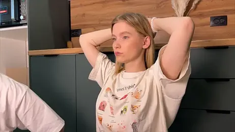 Adelovenick webcam model stream image