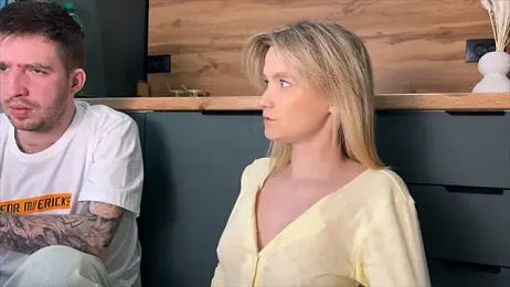 Adelovenick webcam model stream image