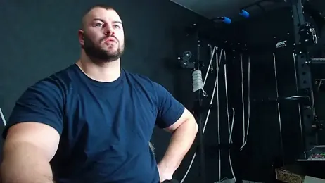 muscularjohnforuX webcam model stream image