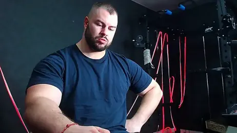 muscularjohnforuX webcam model stream image