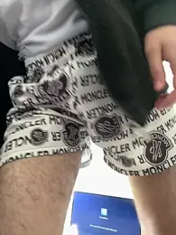 HitShelf webcam model stream image