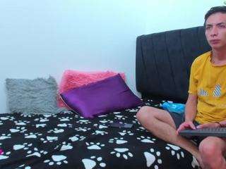 bigdicktop22 webcam model stream image