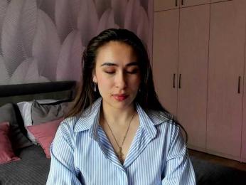 Bambiiiii webcam bongacams model stream image