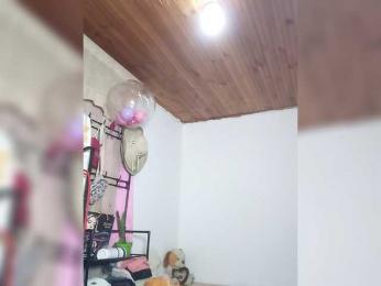 KATYGONZALEZ webcam bongacams model stream image