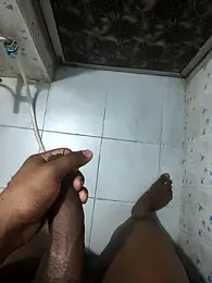 Leon_hot33 webcam model stream image