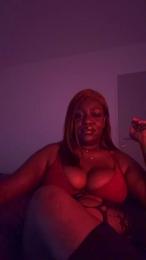 Maxesme66 webcam model stream image