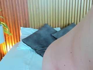 nahia-13 webcam model stream image