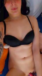 Roxannepiggy webcam model stream image