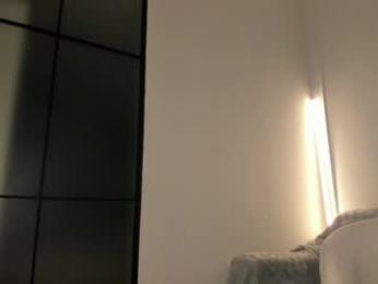 lunaonekiss webcam model stream image