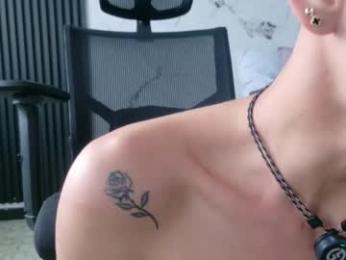 noah_tyler_ webcam model stream image